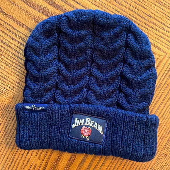 Chicago Cubs Beanie with Jim Beam - Picture 2 of 6